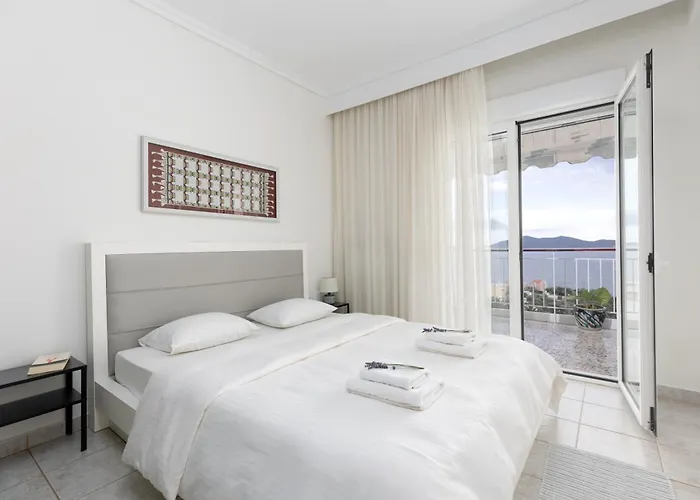 Mimoza's Sea View PalaiónTsiflíkion