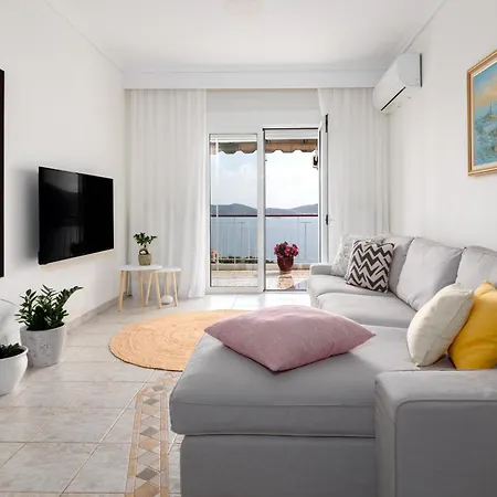 Mimoza's Sea View PalaiónTsiflíkion