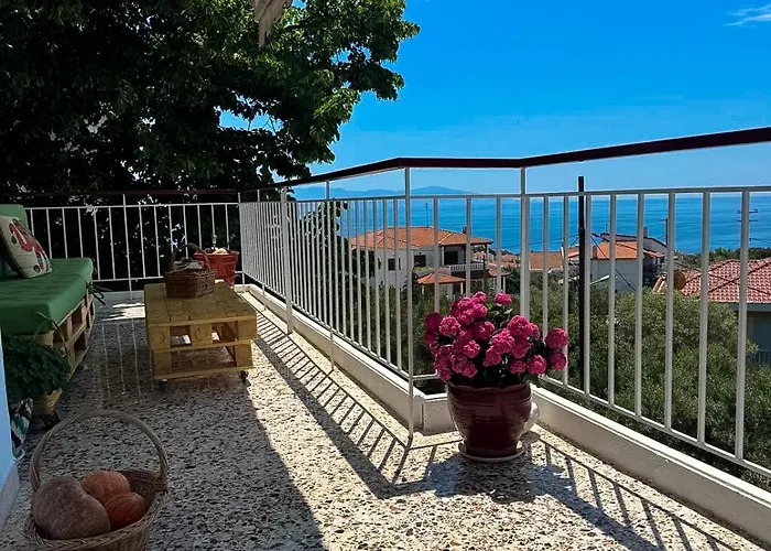 Mimoza's Sea View PalaiónTsiflíkion